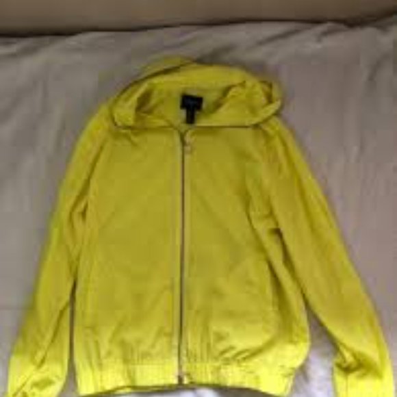 Hooded Cropped Windbreaker - Picture 3 of 4